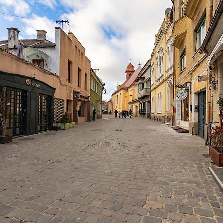 Old Town By Mm Host Apartment Brasov Exterior photo